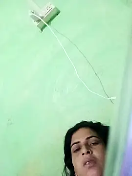 Big_soniya55A's cam snapshot