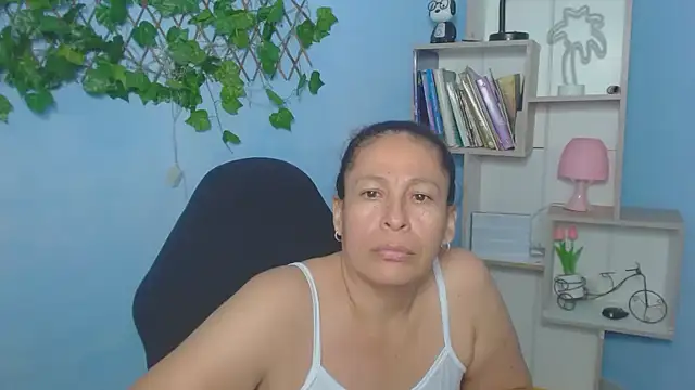 mature_martina's cam snapshot