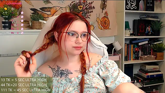 me__hanna's cam snapshot