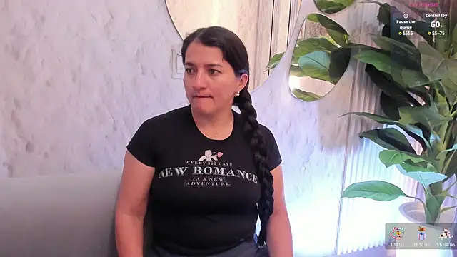 Emelyross_'s cam snapshot