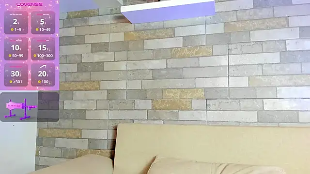 AshleyHill2's cam snapshot