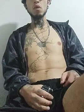 Tattoboy19cm's cam snapshot