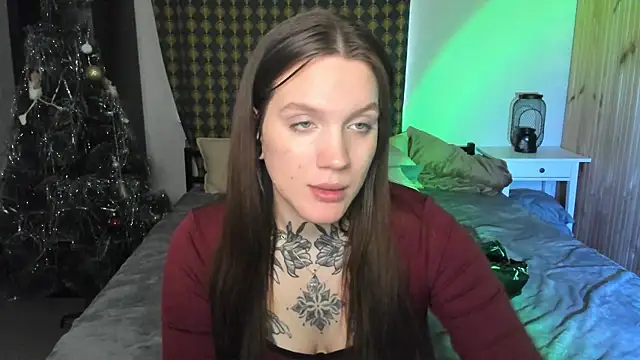 Luna_Ver's cam snapshot