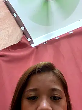 yoursexyladyLory19's cam snapshot