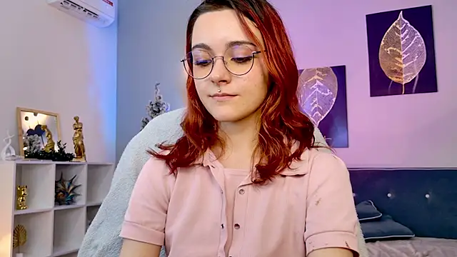 ElizabethMilller_'s cam snapshot