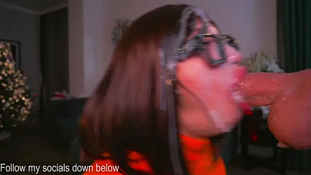 karolineneuer_'s cam snapshot