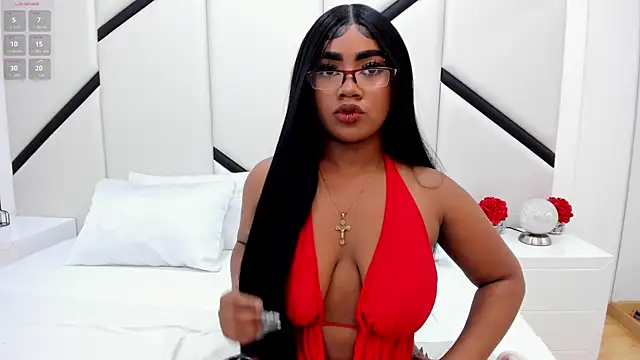 MirandaTurbay's cam snapshot