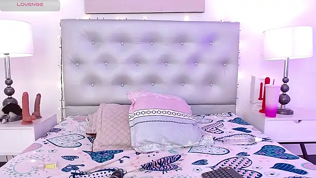 Alanagh_'s cam snapshot