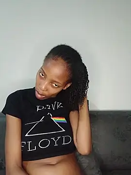 MsParisSmith's cam snapshot