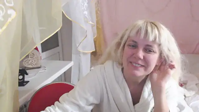 SunnySylvia's cam snapshot