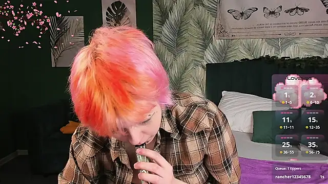 CarolineRichter's cam snapshot