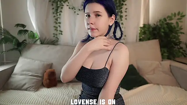 ElizSpieth's cam snapshot