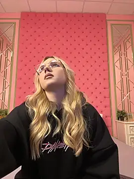 Sky_Cutie's cam snapshot