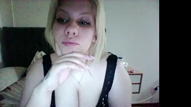 Janefruti's cam snapshot