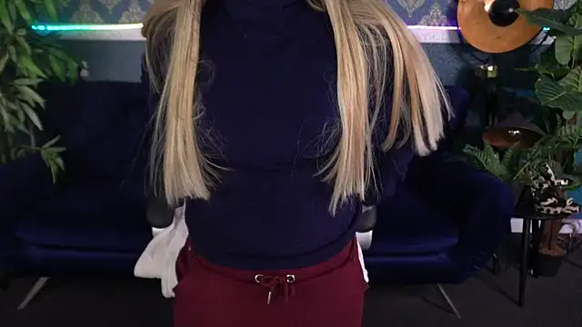 AmellyMilly's web cam