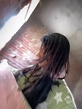 4U143's cam snapshot