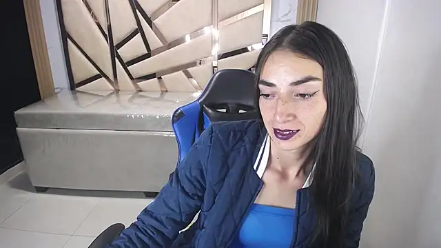 Maily_a_'s cam snapshot