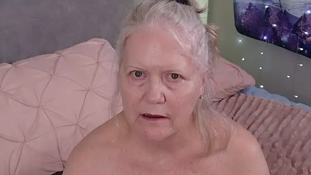 Kaitlyn_Winters's cam snapshot