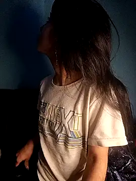 Ariell_Kieran's cam snapshot