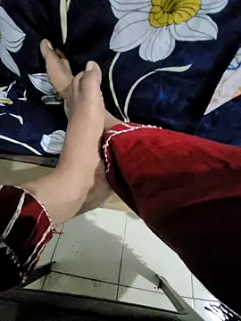 desi_kmr's cam snapshot