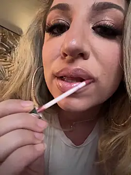 miamellycious's cam snapshot