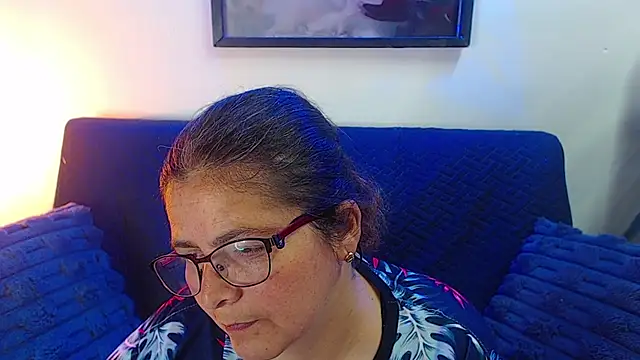 Linda_banks_'s cam snapshot