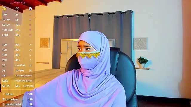 kalila_latif's cam snapshot