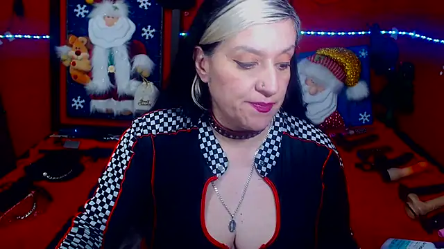 MATURE_Randy's cam snapshot