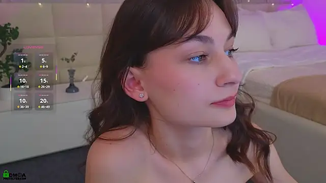 LolaPrise's cam snapshot