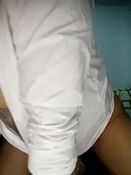 angi_daw's cam snapshot