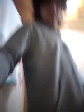 Lilsmokeshow017's cam snapshot