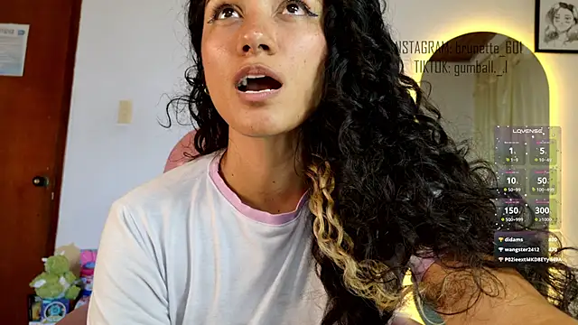 paula_brunette's cam snapshot