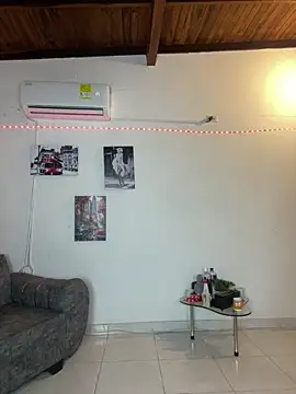 royalgirls_x's cam snapshot