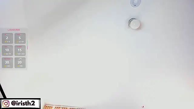 Iris_Thompson_'s cam snapshot