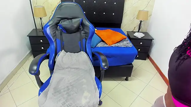 queen_ebony_69's cam snapshot