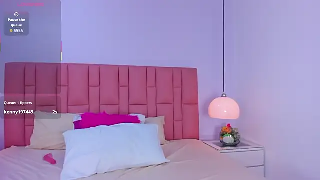 Amy_Ferreira's cam snapshot