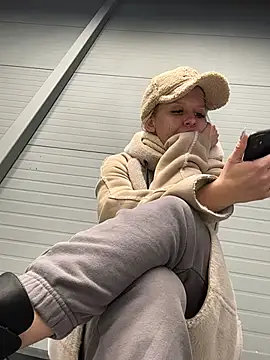 LikaCat's cam snapshot