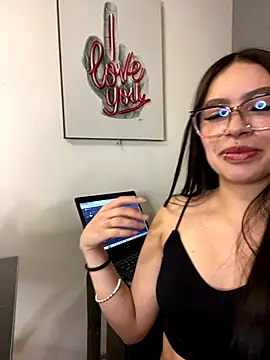 Karina16_pink's cam snapshot