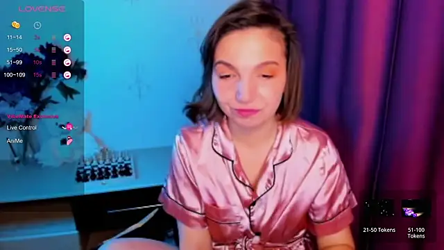 KindHazelHere_'s cam snapshot