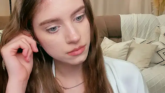 Erica_Kiss's cam snapshot