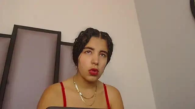 Lucy-23's cam snapshot