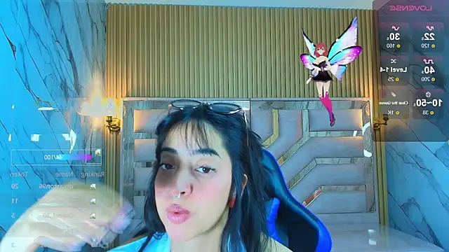 zoe_r_'s cam snapshot