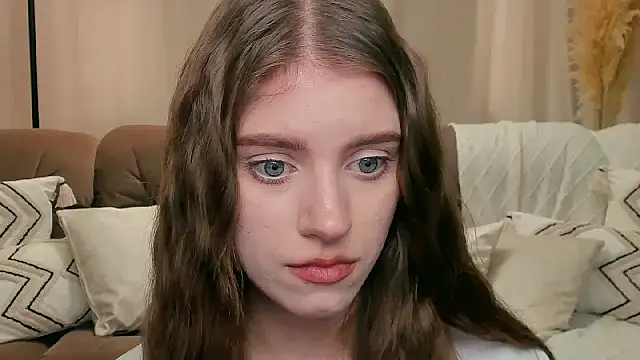 Erica_Kiss's cam snapshot