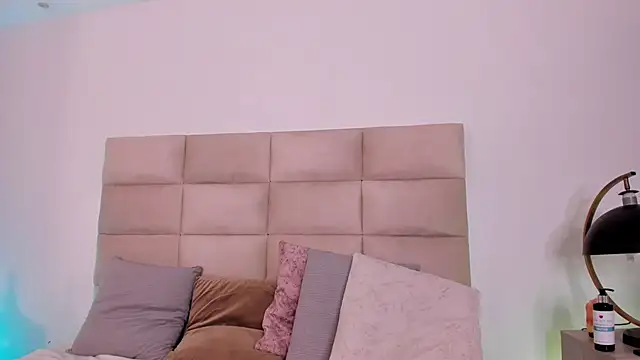 AngelyRosse1's cam snapshot