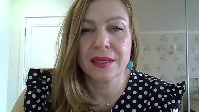 Alexandra-Rosee's cam snapshot