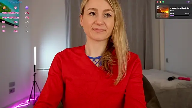 __Milana____'s cam snapshot