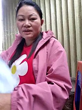 yoowwmr's cam snapshot