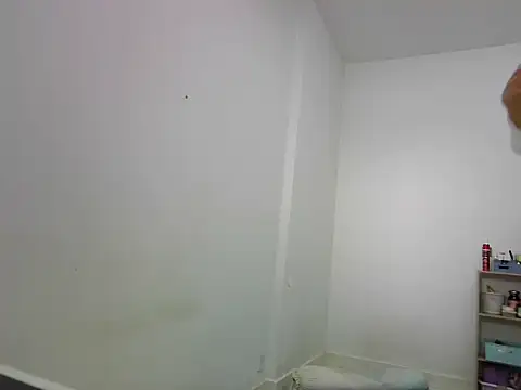 Skinny_Single's cam snapshot