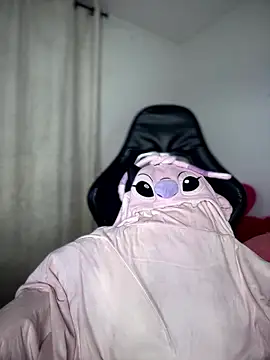 Miaa_love6969's cam snapshot