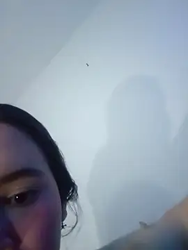 emy_ross_'s cam snapshot